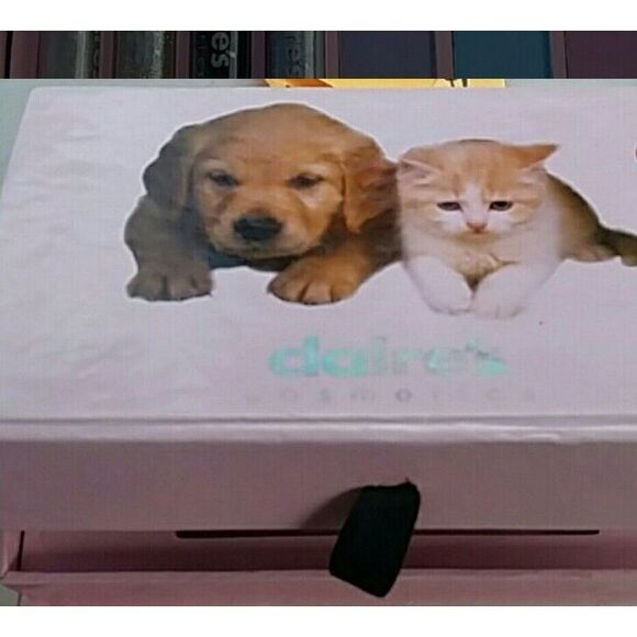 Claire's make up kit - Picture 4 of 4